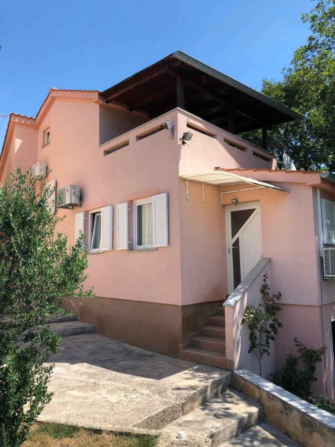 Villa Masha Omišalj Buitenkant foto